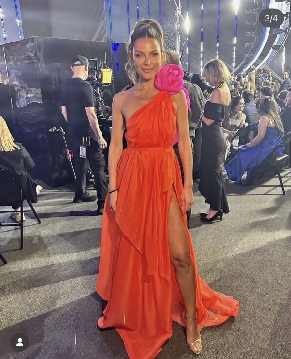 Jenny Rodriguez STYLIST Jenny Rodriguez